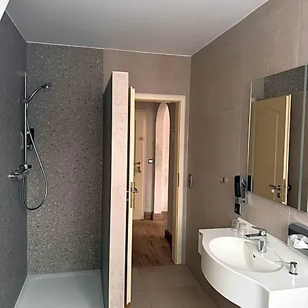 Hotel Mylord